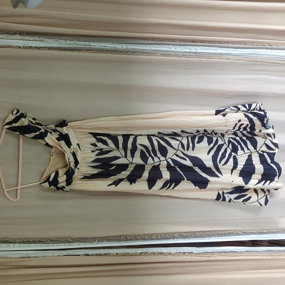 NWT Anthropologie Let Me Be Elegant One-Shoulder Black and Cream Maxi Dress - Picture 3 of 8